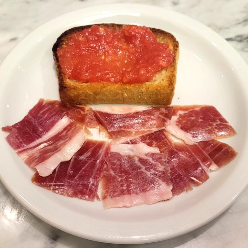 Tosta de Jamon Iberico a la catalana