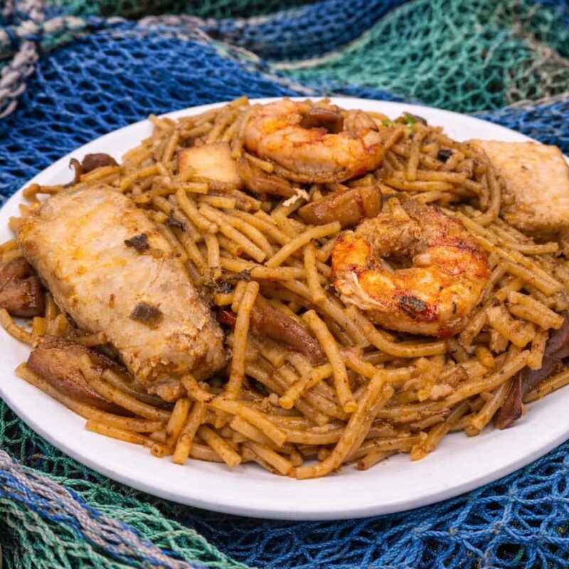 Fideua de Pescado y Marisco